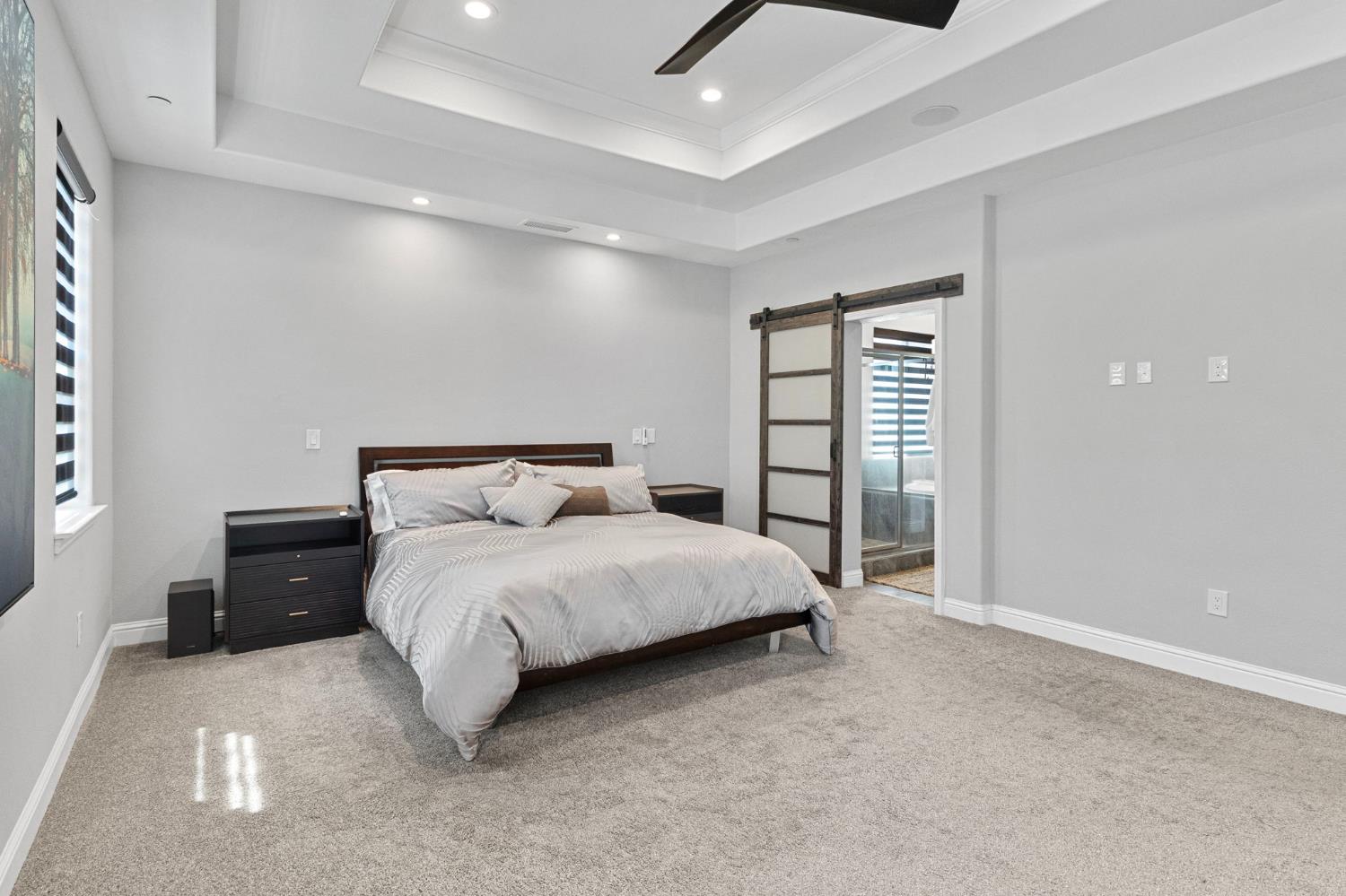 287 S Westberry Blvd, Madera, CA 93637