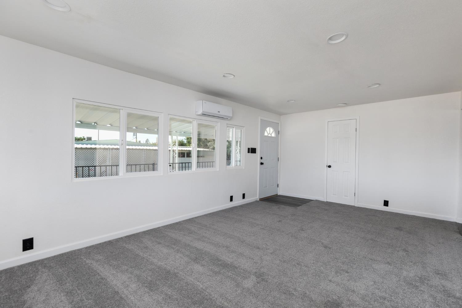 1272 Villa Ave #49, Clovis, CA 93612