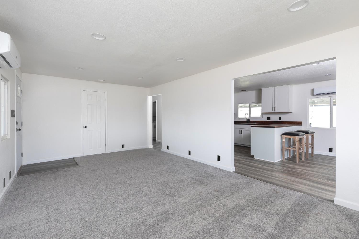 1272 Villa Ave #49, Clovis, CA 93612