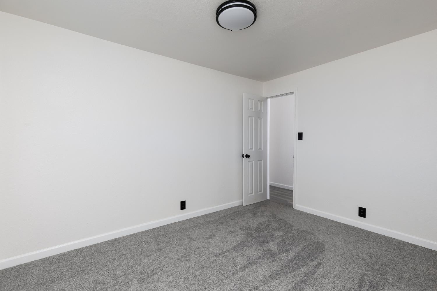 1272 Villa Ave #49, Clovis, CA 93612