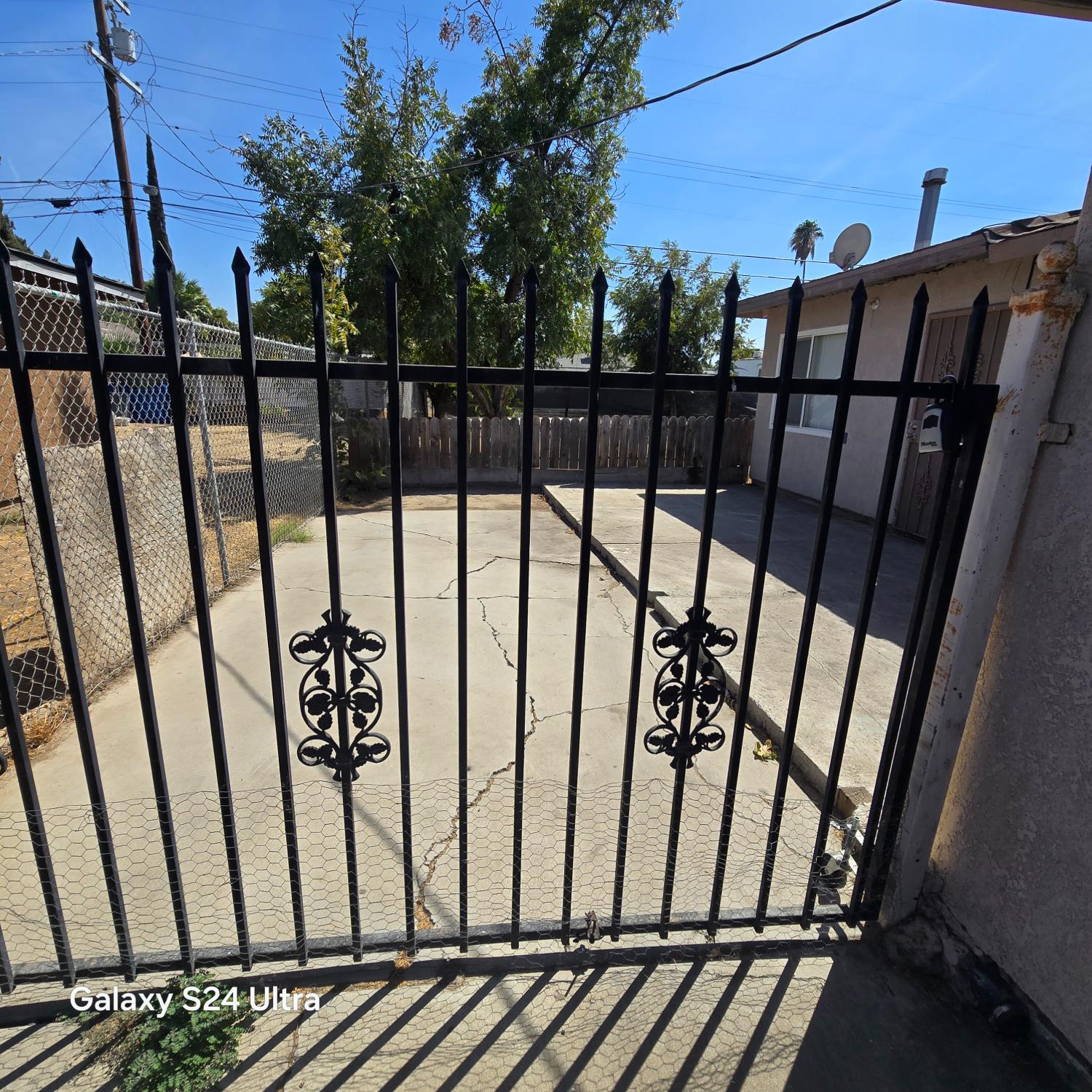 4434 E Church Ave, Fresno, CA 93725