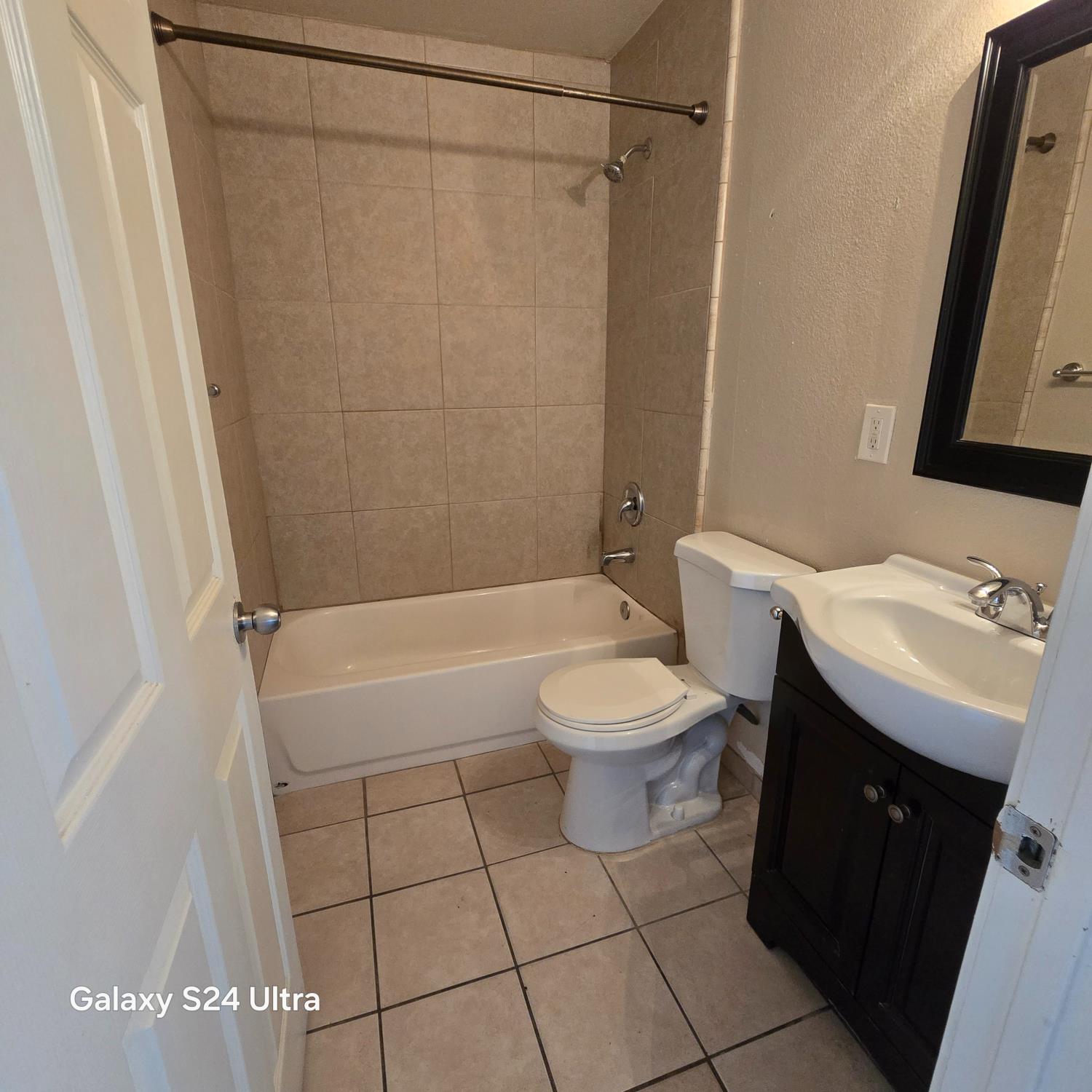 4434 E Church Ave, Fresno, CA 93725