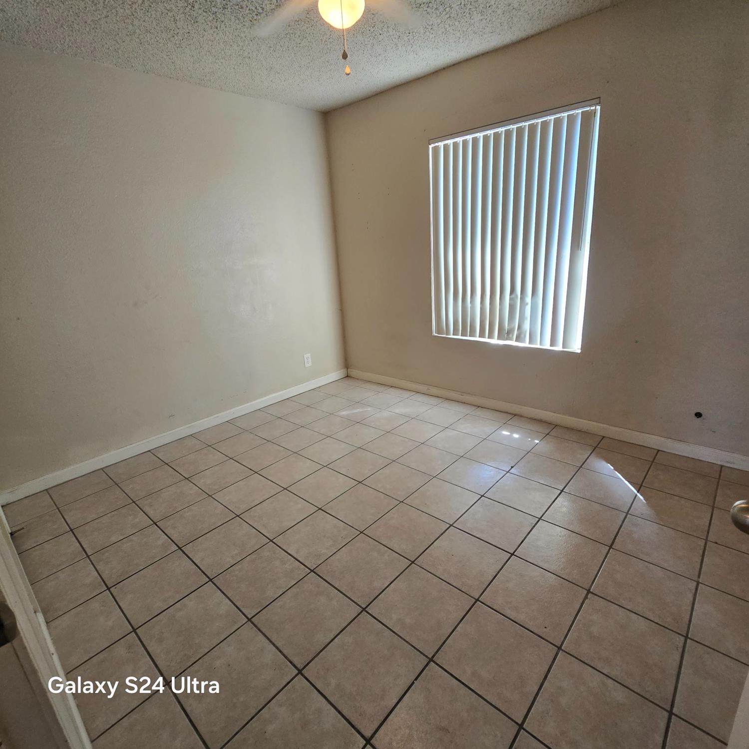 4434 E Church Ave, Fresno, CA 93725