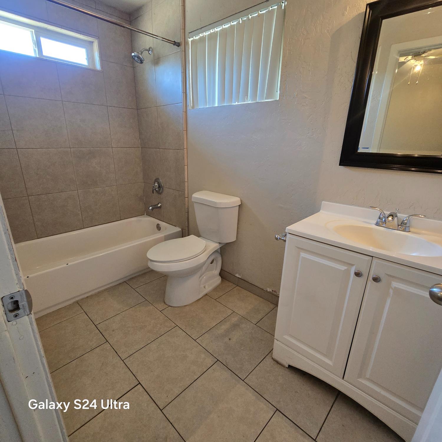 4434 E Church Ave, Fresno, CA 93725