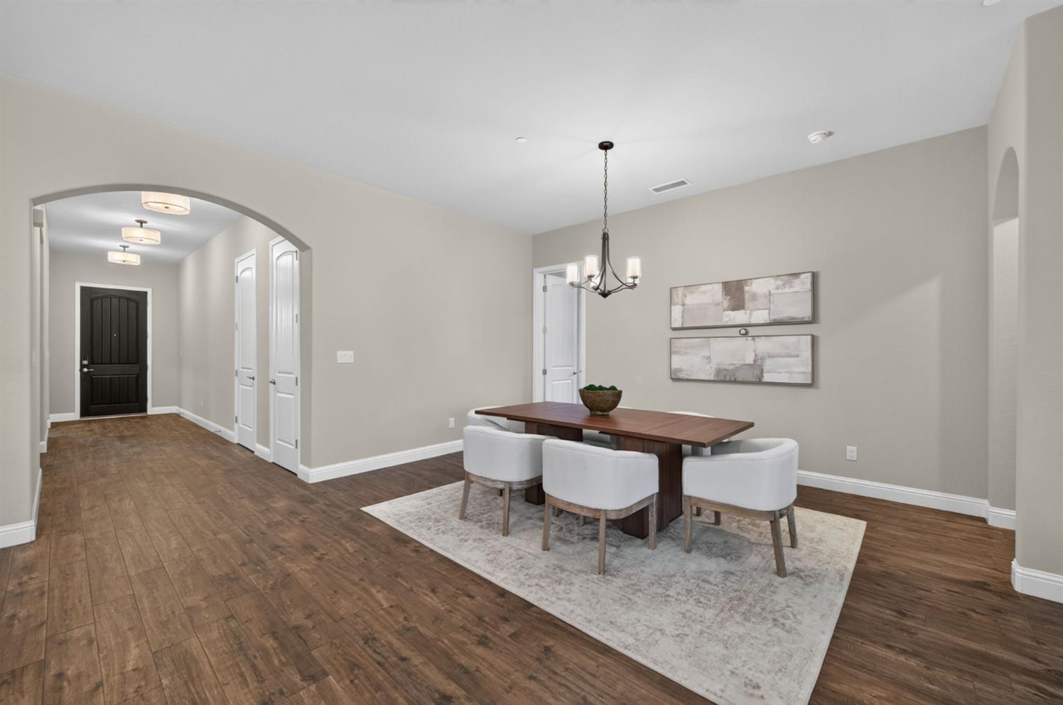 2713 Vermont Ave, Clovis, CA 93619