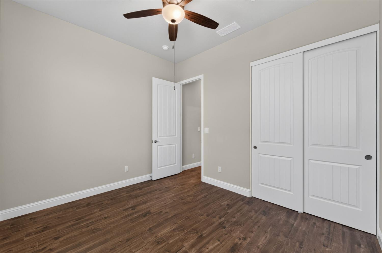 2713 Vermont Ave, Clovis, CA 93619