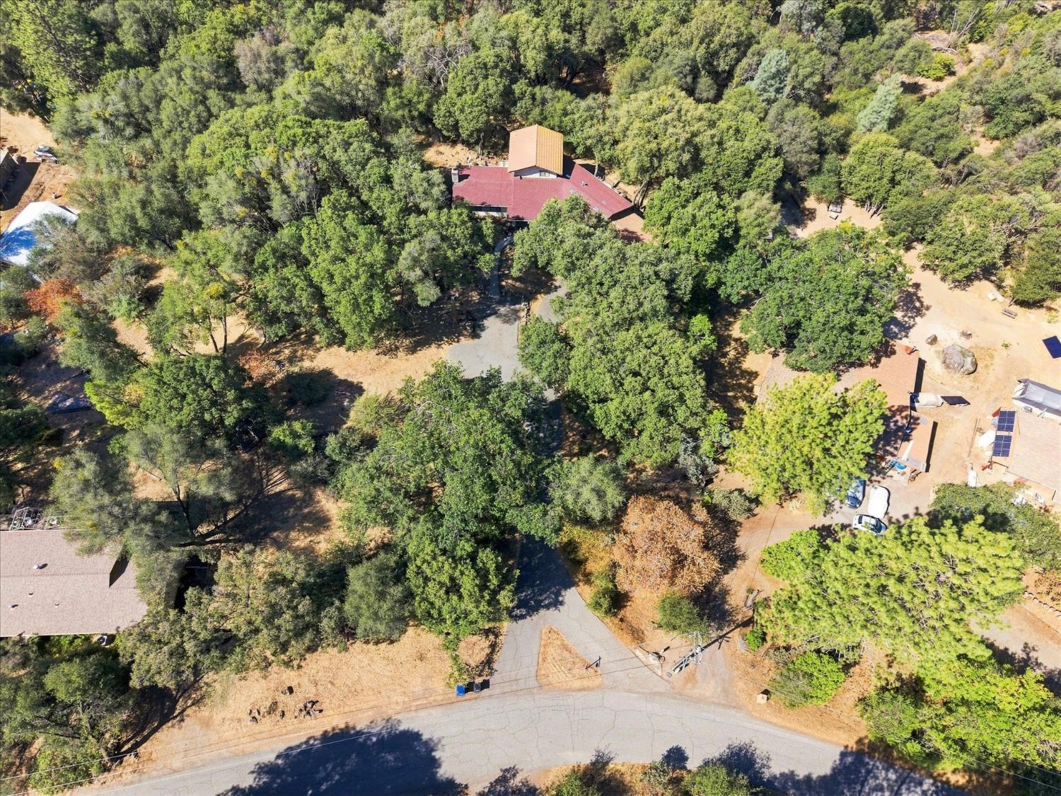 51102 Bon Veu Dr, Oakhurst, CA 93644