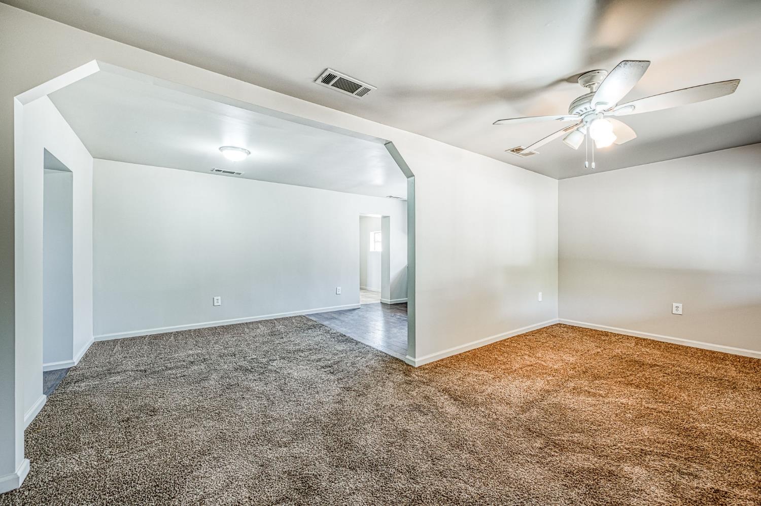 416 Morton Ave, Sanger, CA 93657