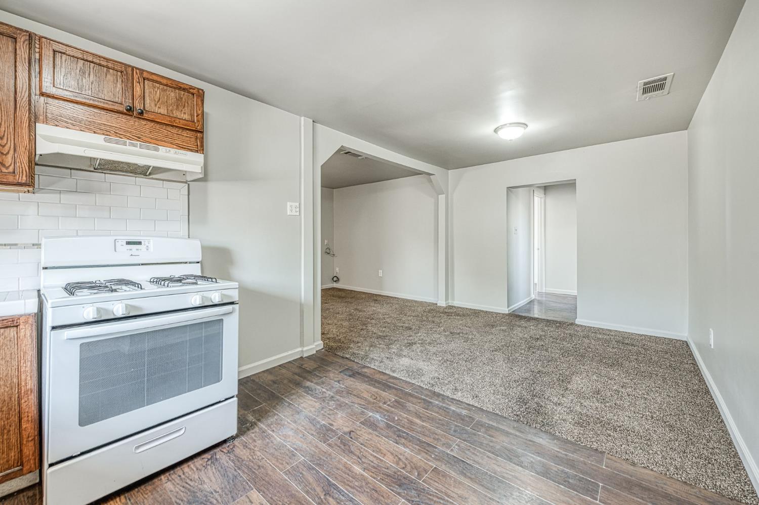 416 Morton Ave, Sanger, CA 93657