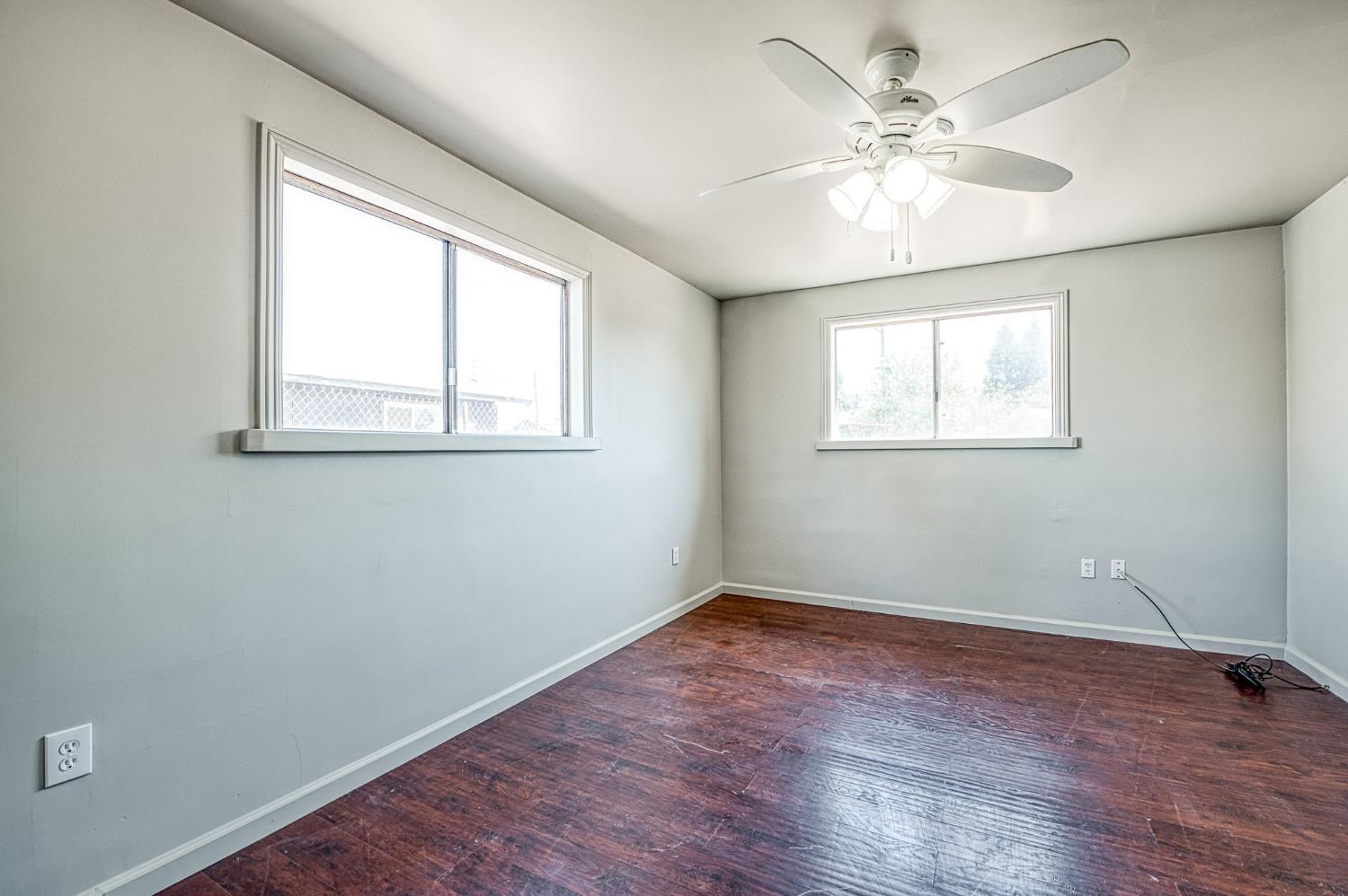 416 Morton Ave, Sanger, CA 93657