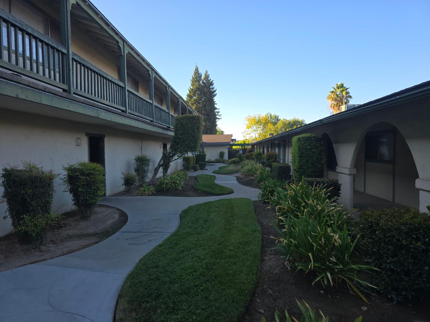 4002 E Dakota Ave #112, Fresno, CA 93726