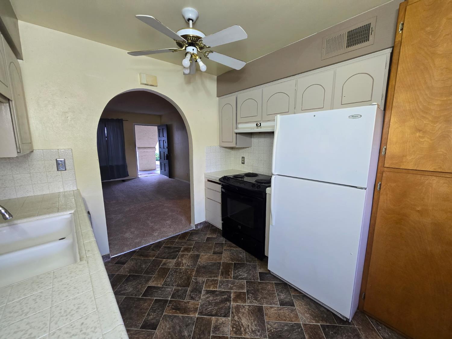 4002 E Dakota Ave #112, Fresno, CA 93726