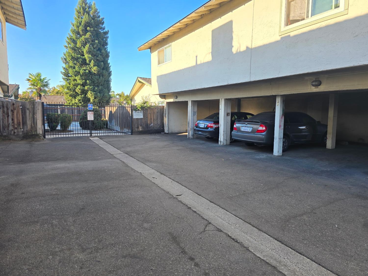 4002 E Dakota Ave #112, Fresno, CA 93726