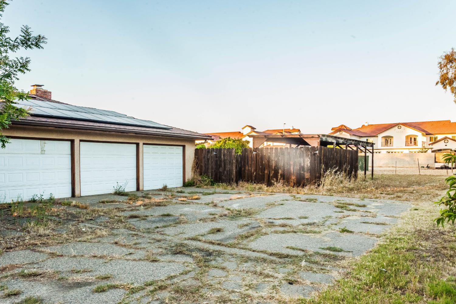 7464 Paula Ave., Clovis, CA 93611