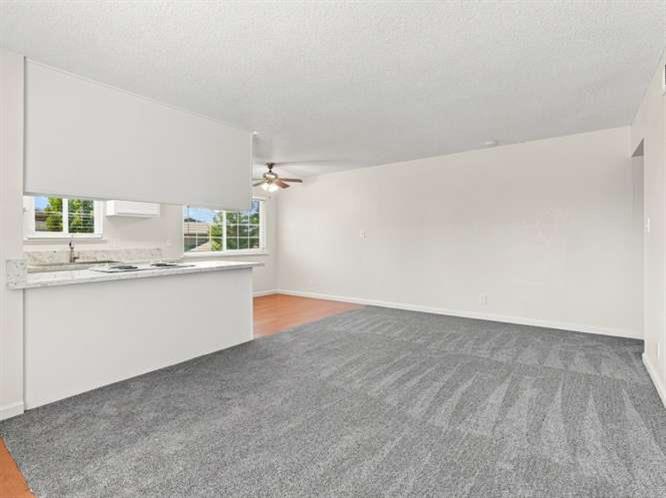 2247 Sylmar Ave #4, Clovis, CA 93612