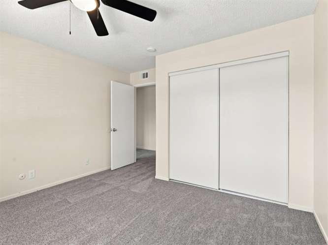 2247 Sylmar Ave #4, Clovis, CA 93612