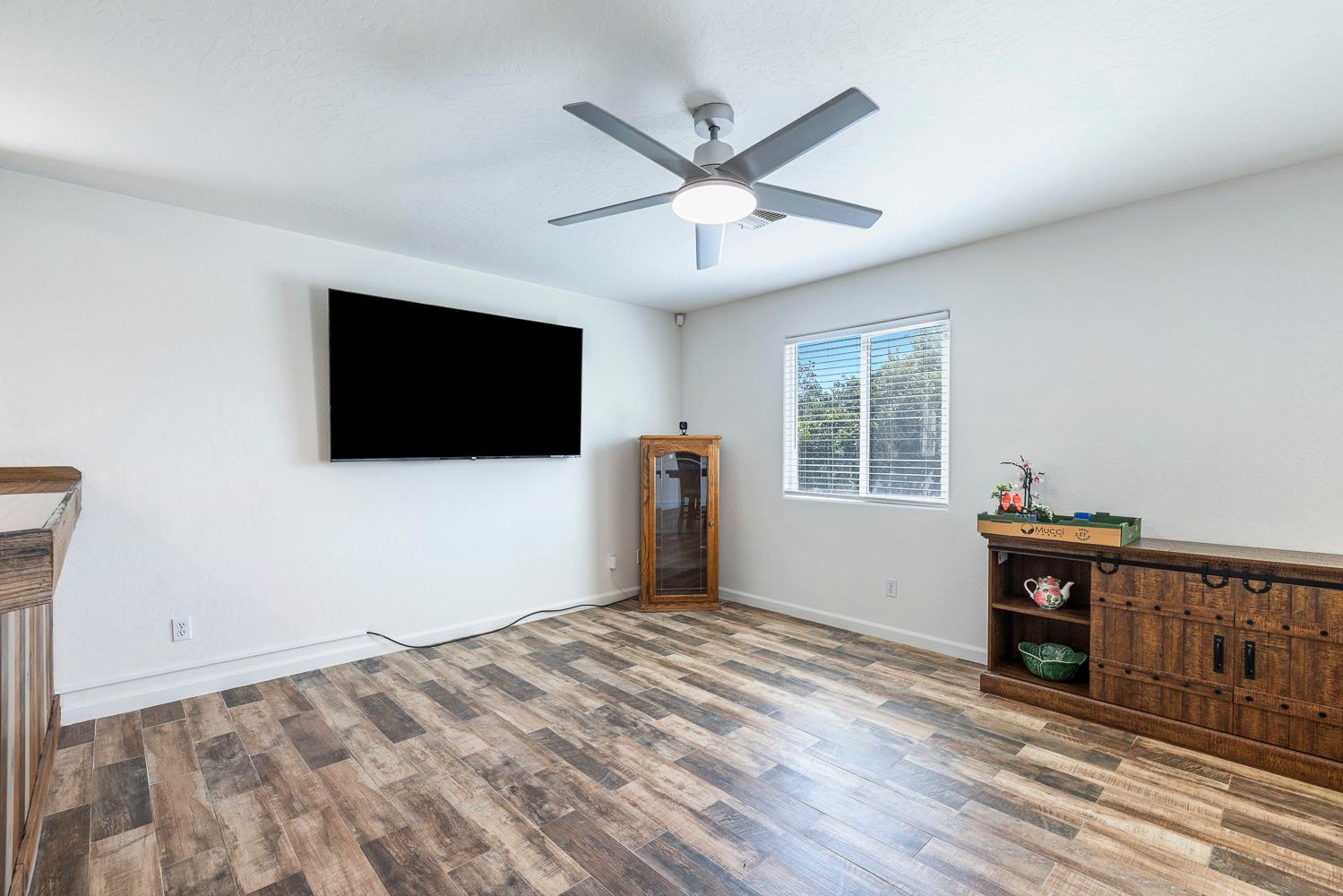 5921 W Dayton, Fresno, CA 93722
