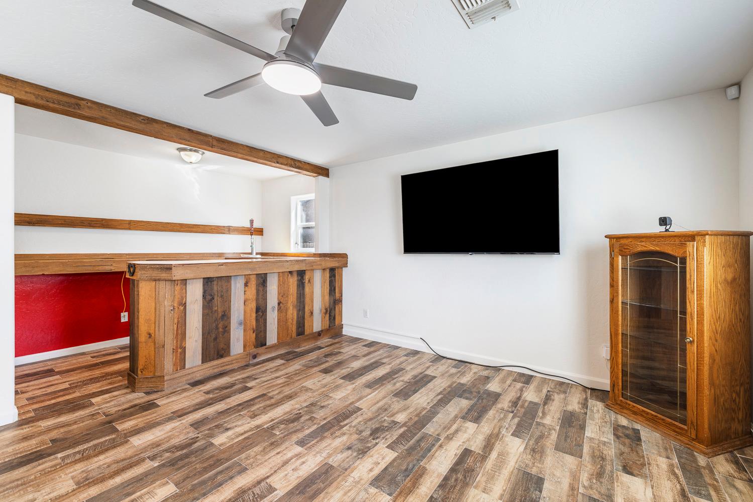 5921 W Dayton, Fresno, CA 93722