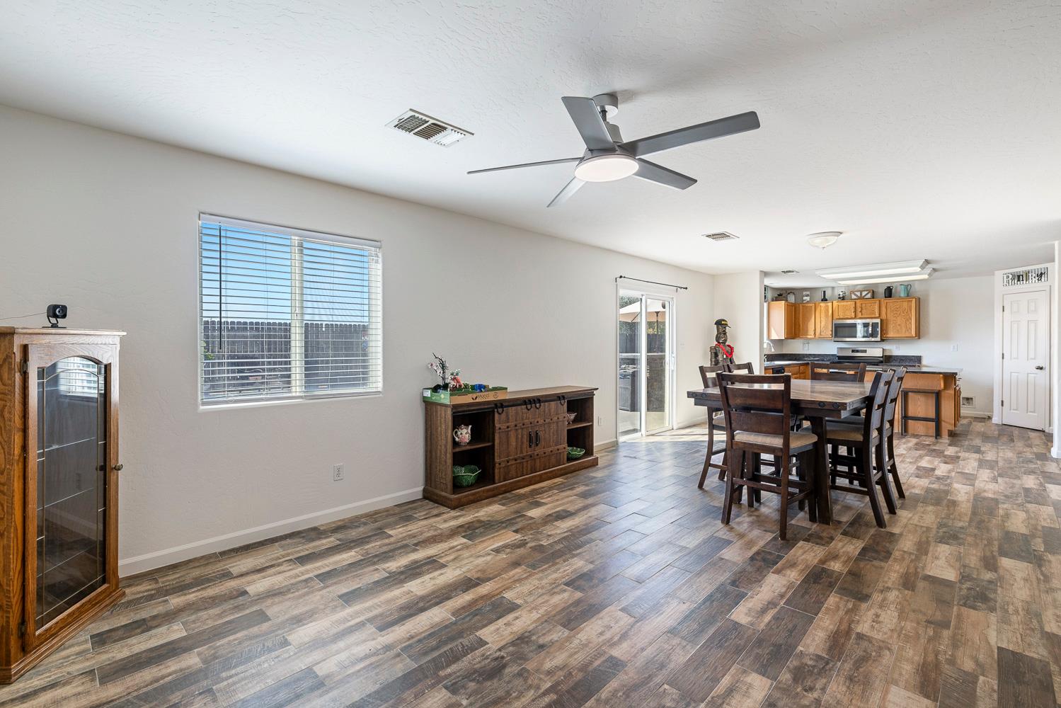5921 W Dayton, Fresno, CA 93722