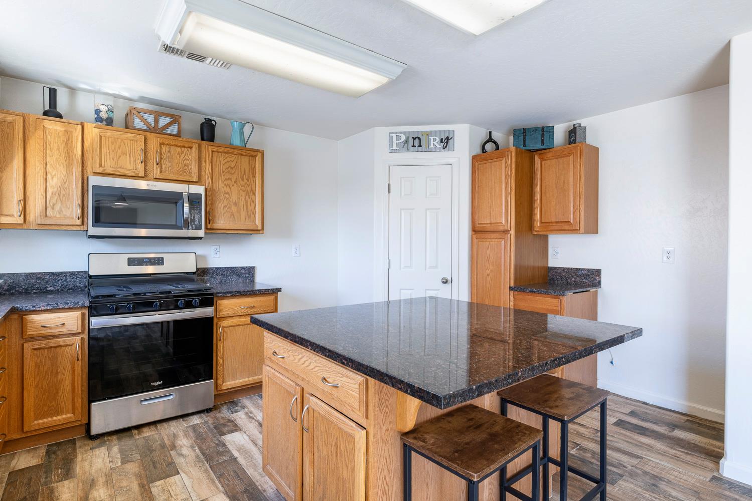 5921 W Dayton, Fresno, CA 93722