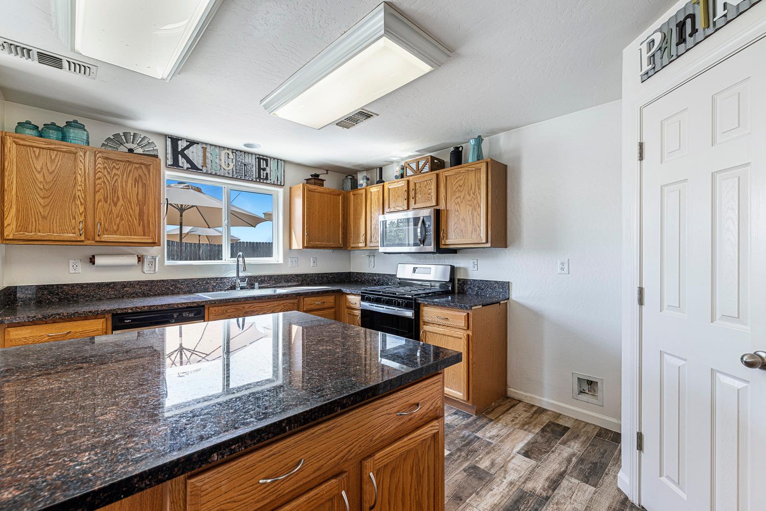 5921 W Dayton, Fresno, CA 93722
