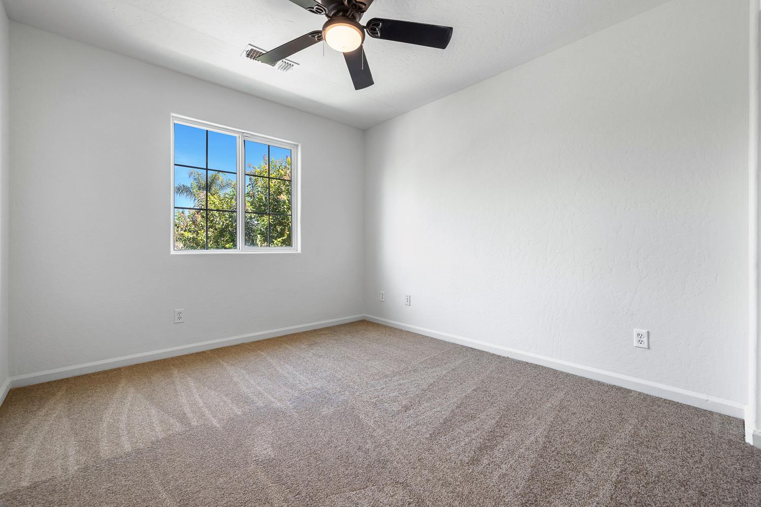 5921 W Dayton, Fresno, CA 93722