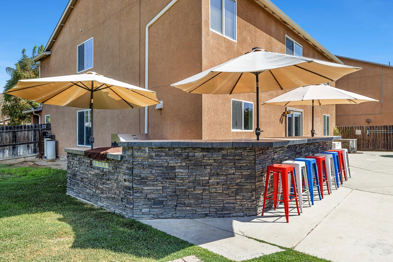 5921 W Dayton, Fresno, CA 93722