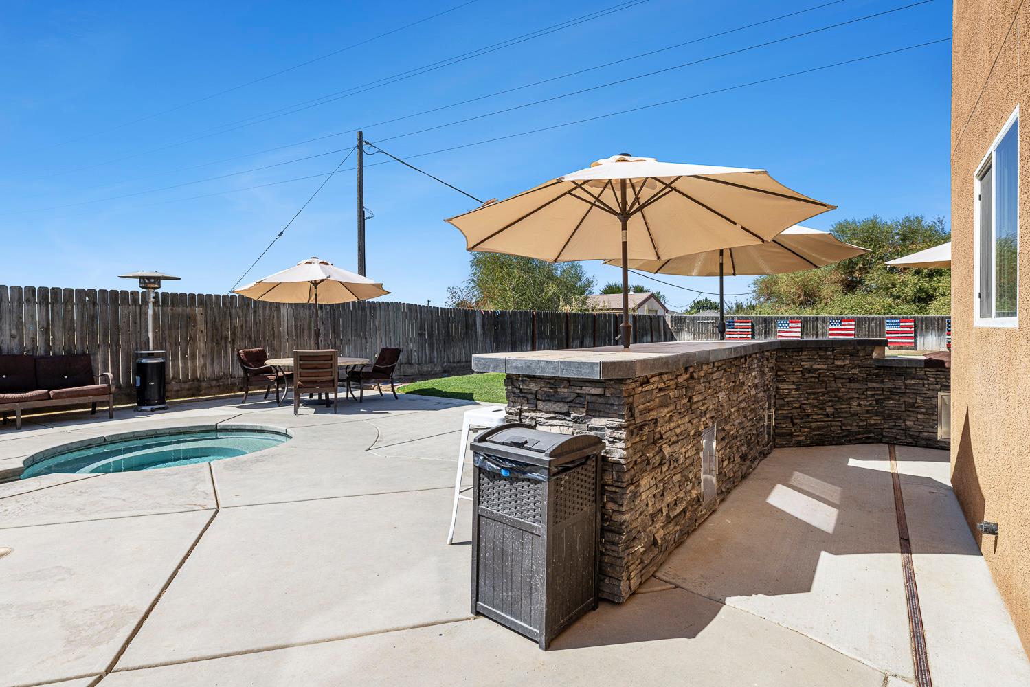5921 W Dayton, Fresno, CA 93722