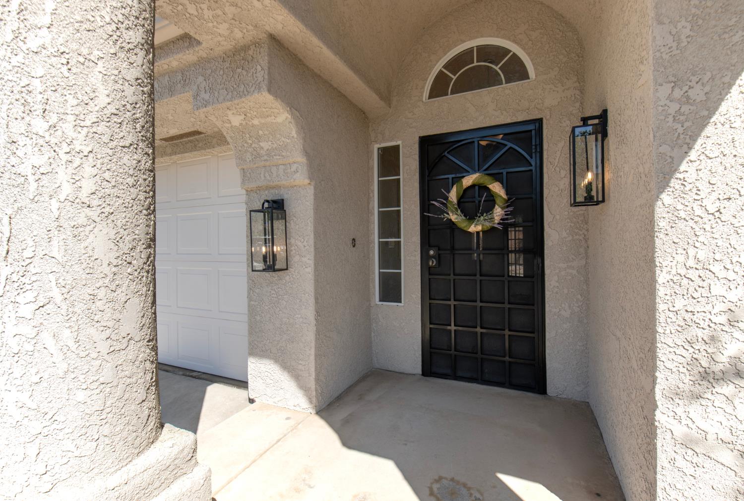 1014 E Democracy Ave, Fresno, CA 93720