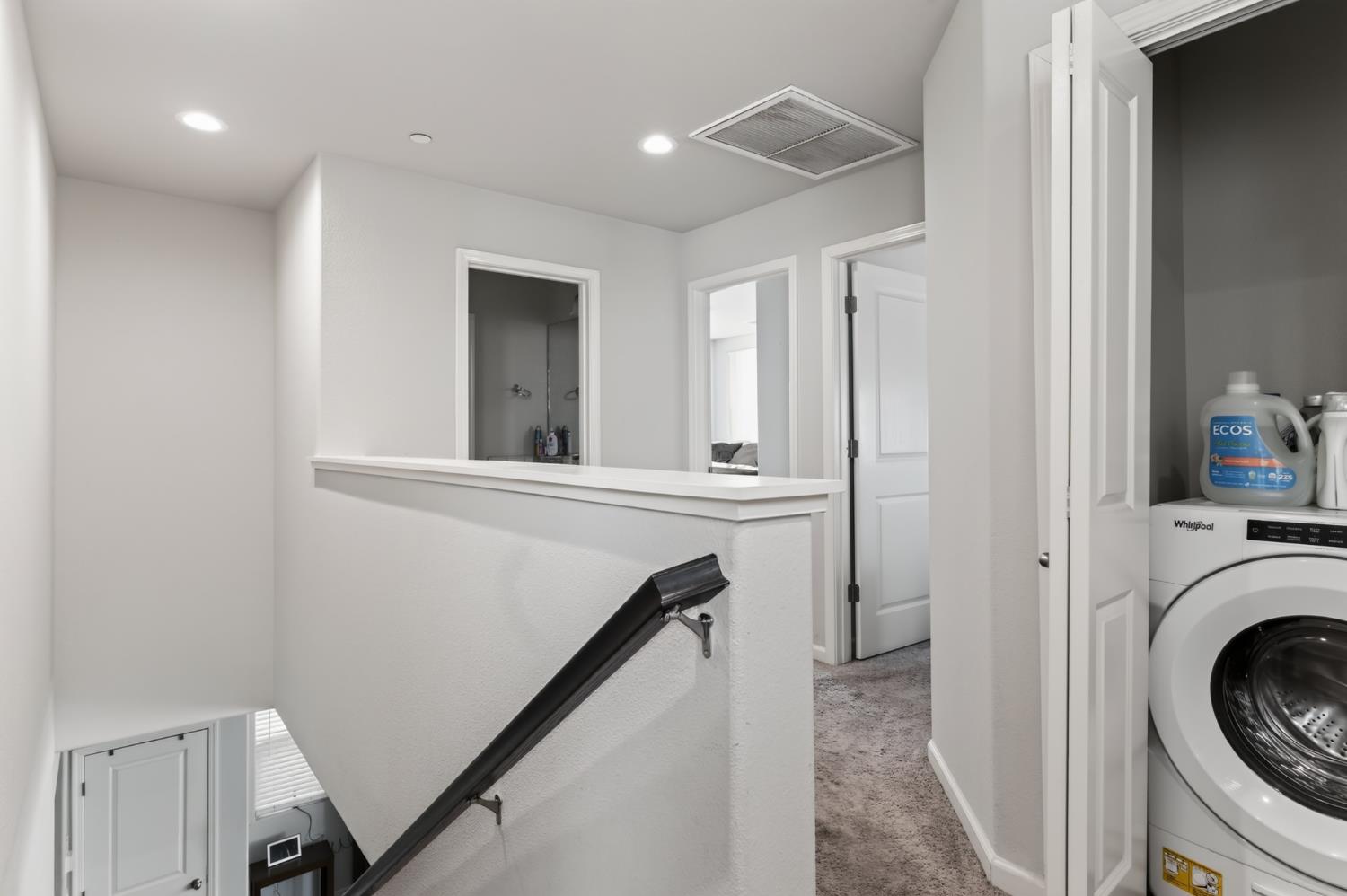 6275 E Overlook Way, Fresno, CA 93727