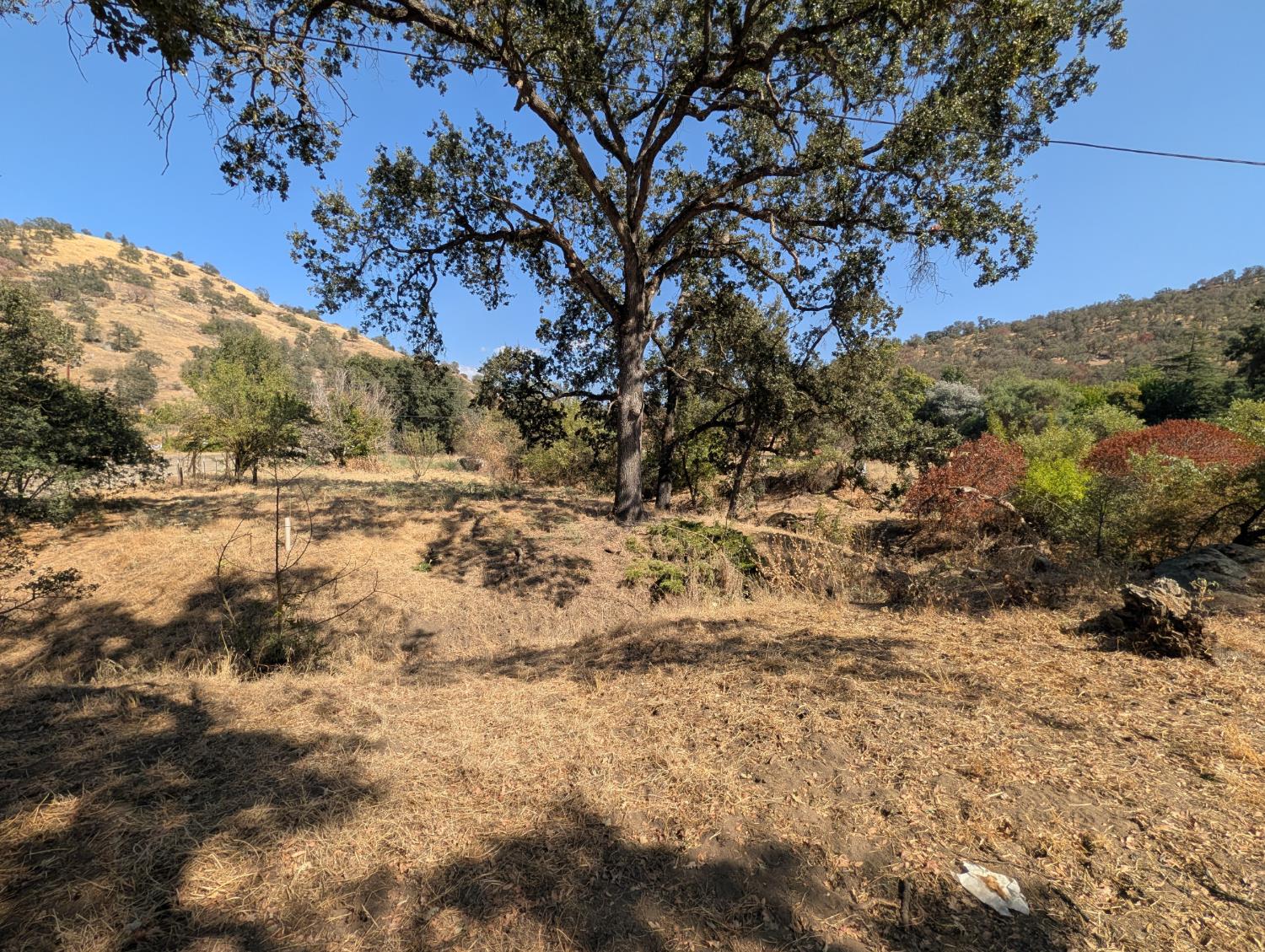 36197 Mistletoe Rd, Yokuts Valley, CA 93675