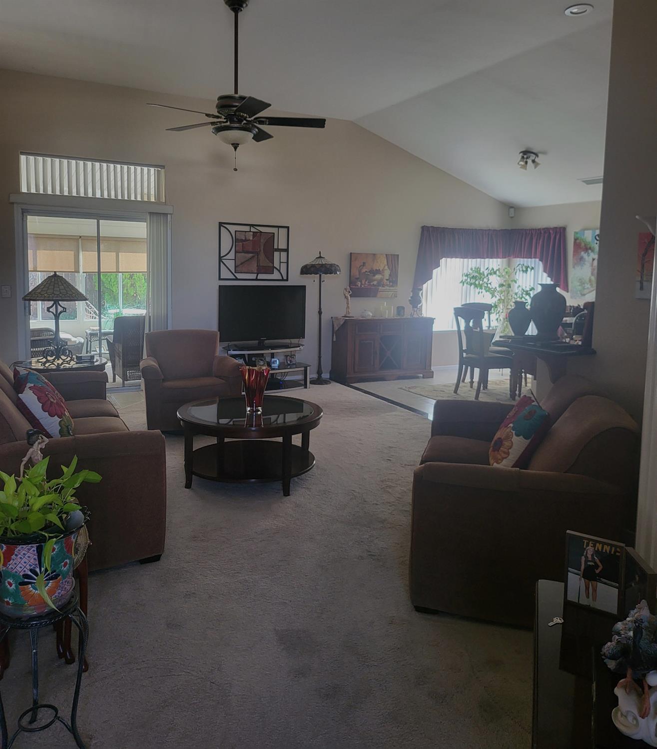 2720 Alamos Ave, Clovis, CA 93611