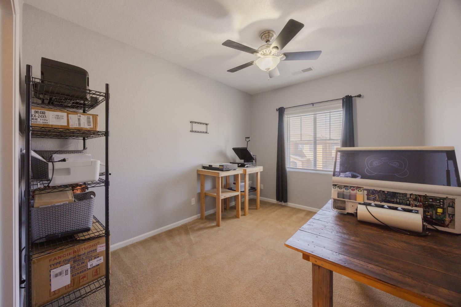 7459 E Robinson Ave, Fresno, CA 93737