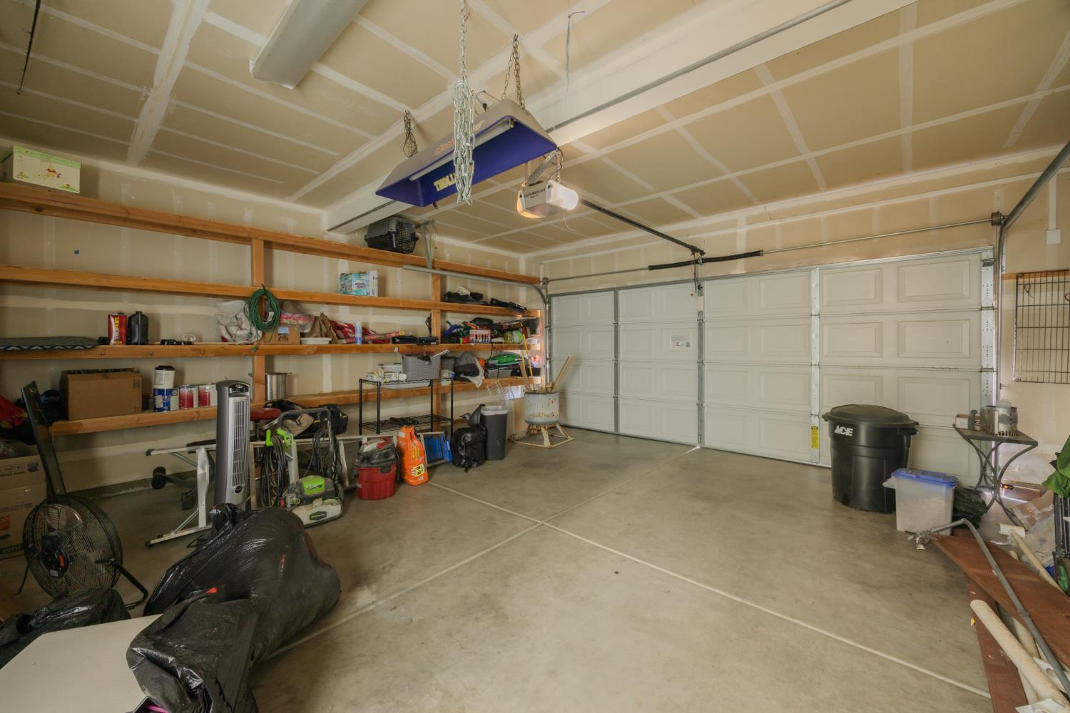 7459 E Robinson Ave, Fresno, CA 93737