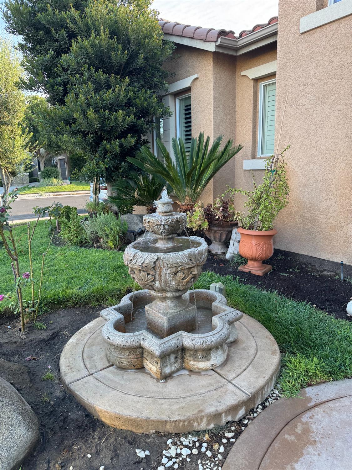 1461 N Harvard Ave, Clovis, CA 93619