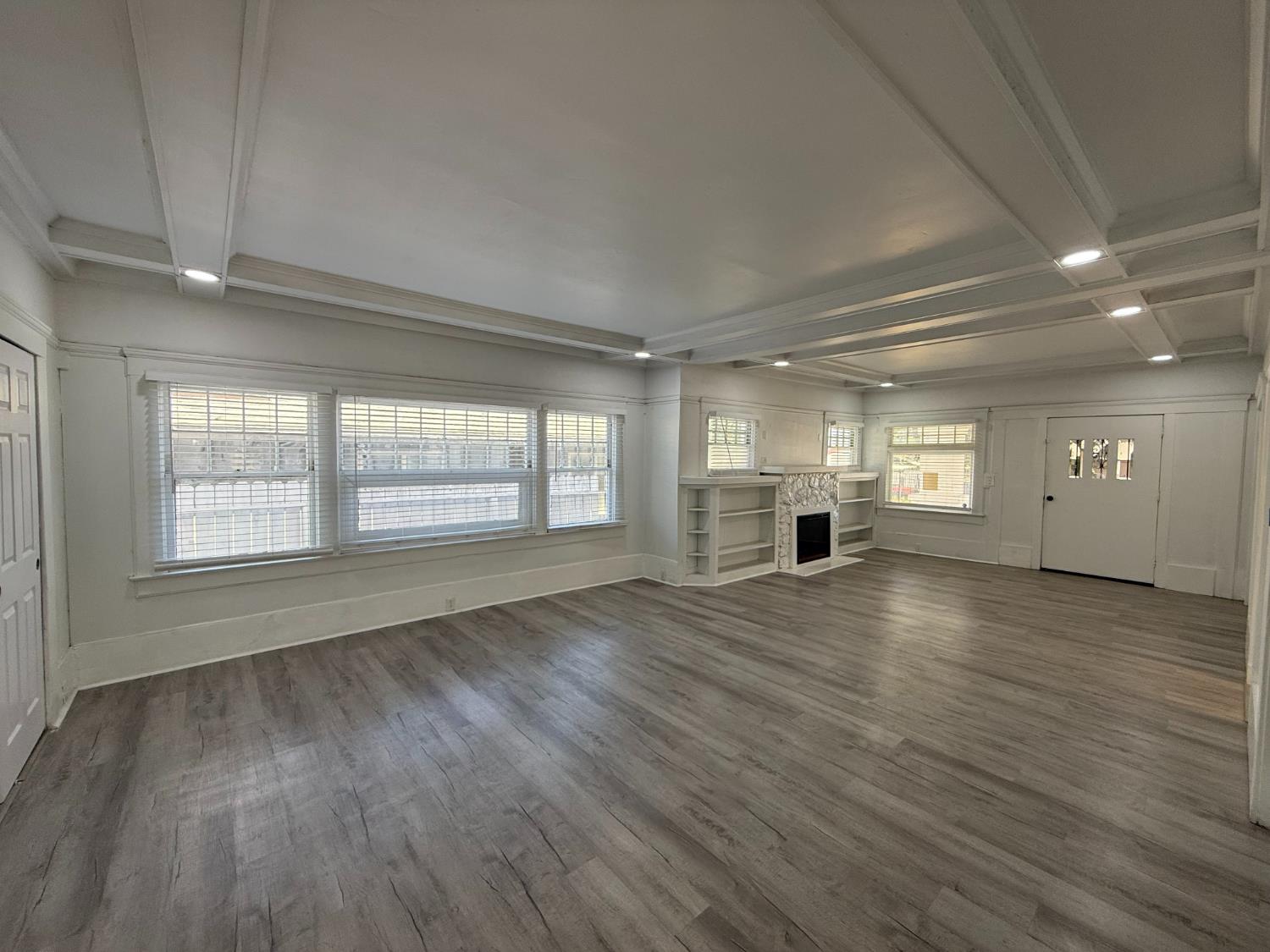 3124 E Madison Ave, Fresno, CA 93702