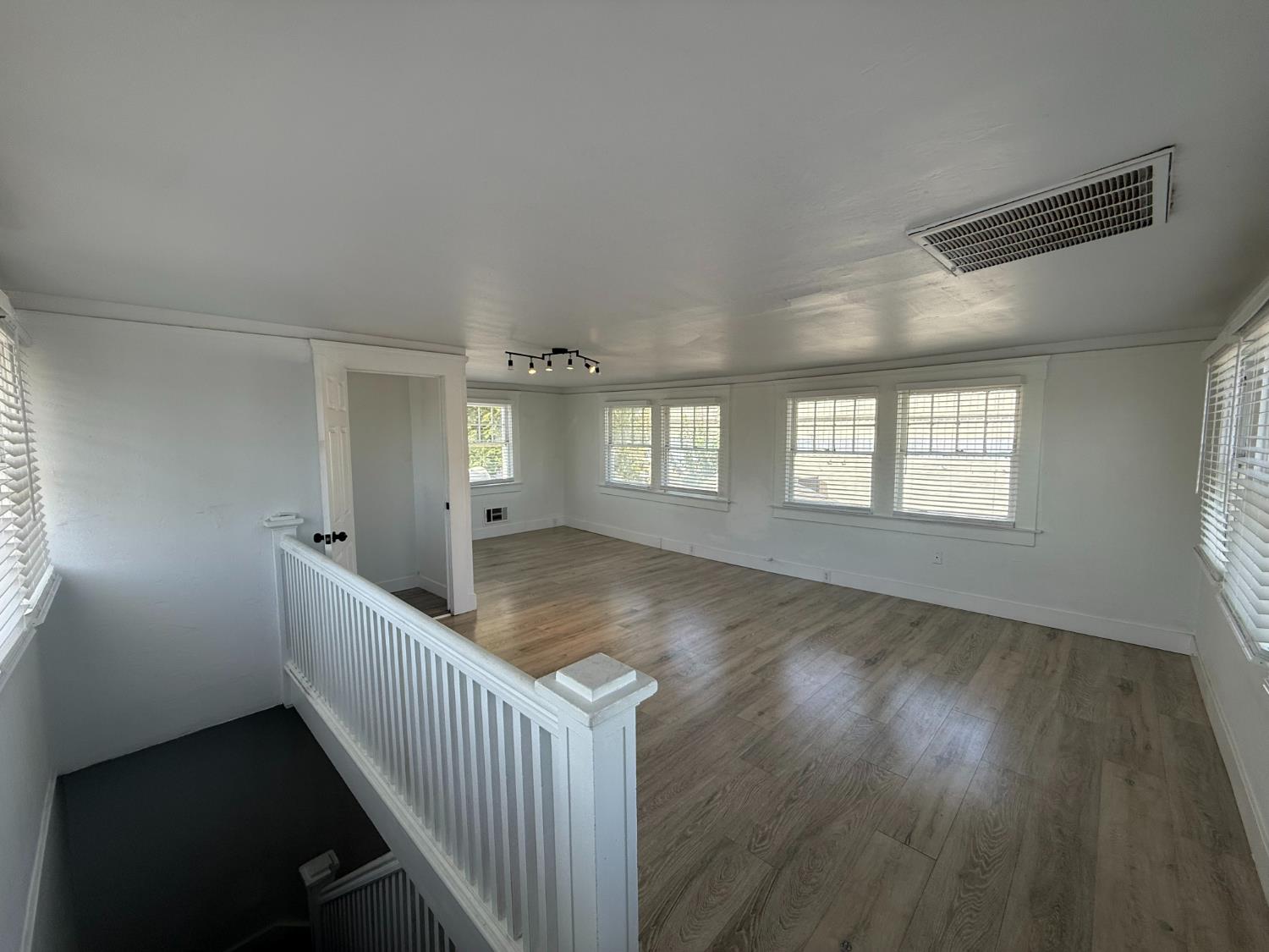 3124 E Madison Ave, Fresno, CA 93702