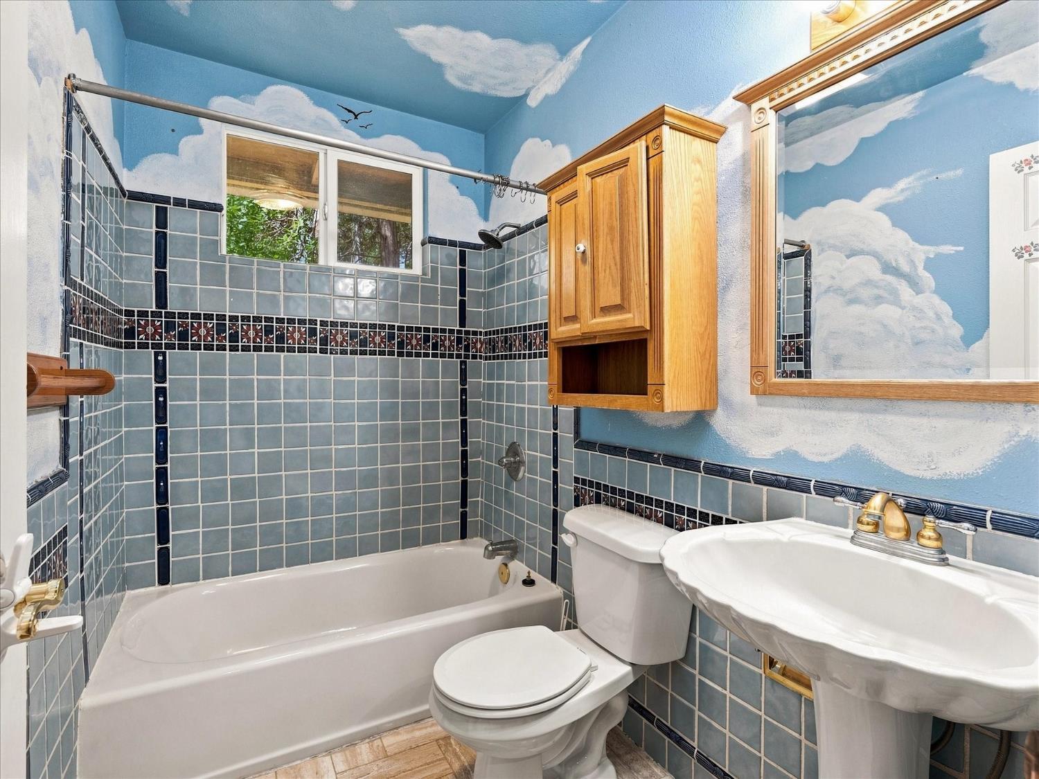 7095 Hites Cove Rd, Mariposa, CA 95338