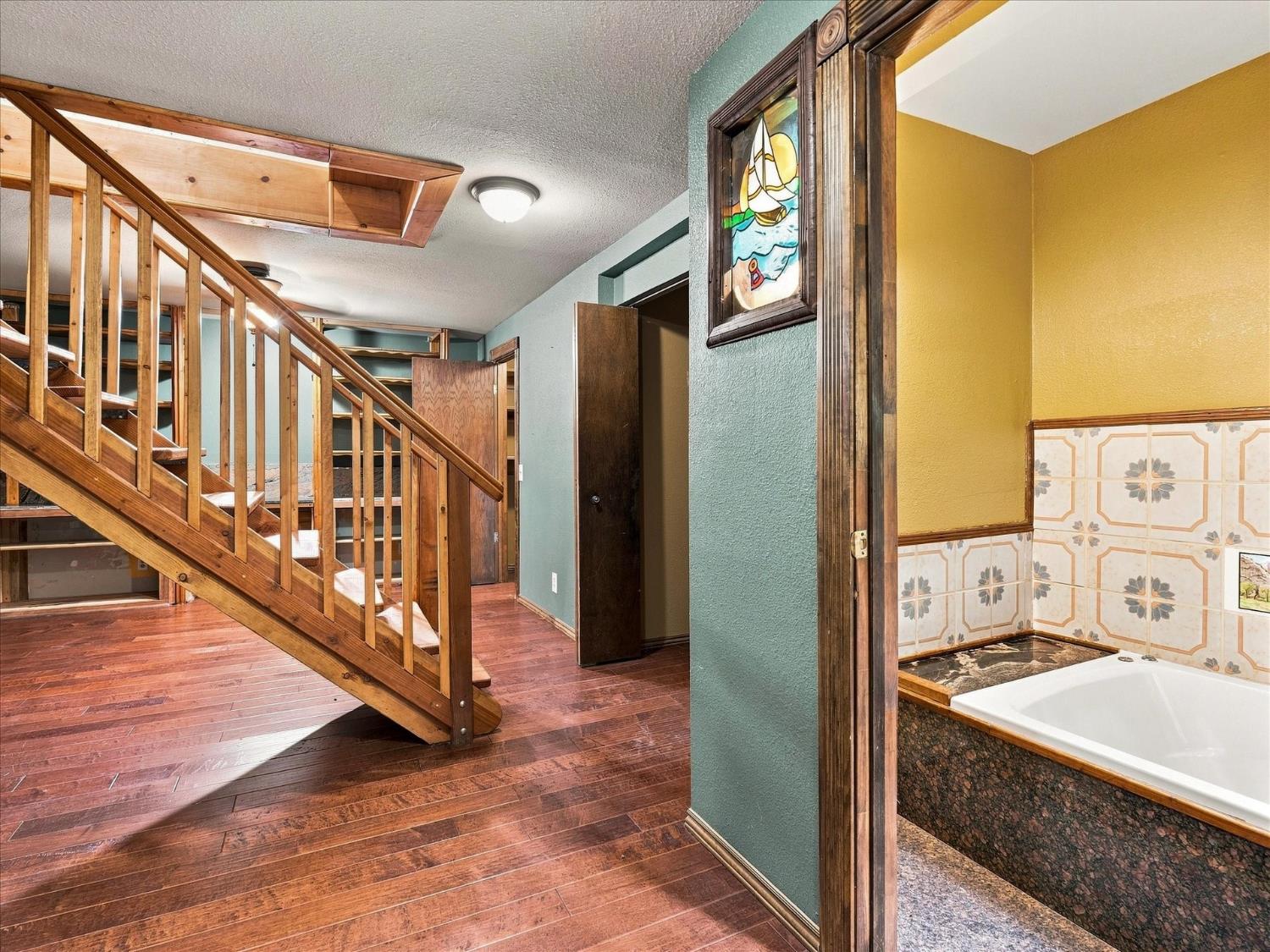 7095 Hites Cove Rd, Mariposa, CA 95338