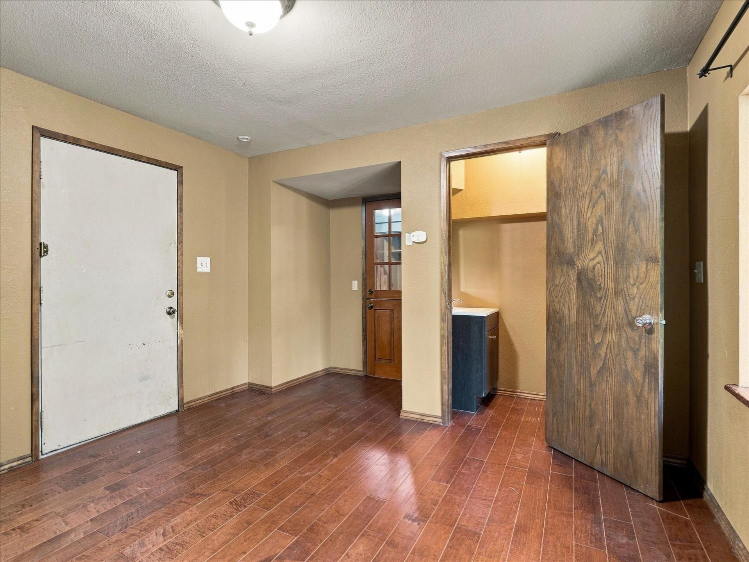 7095 Hites Cove Rd, Mariposa, CA 95338