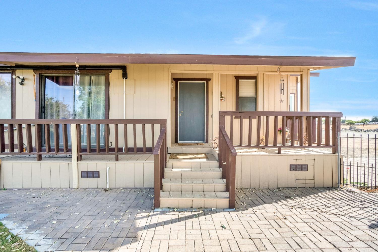 27848 Ellis St, Madera, CA 93638