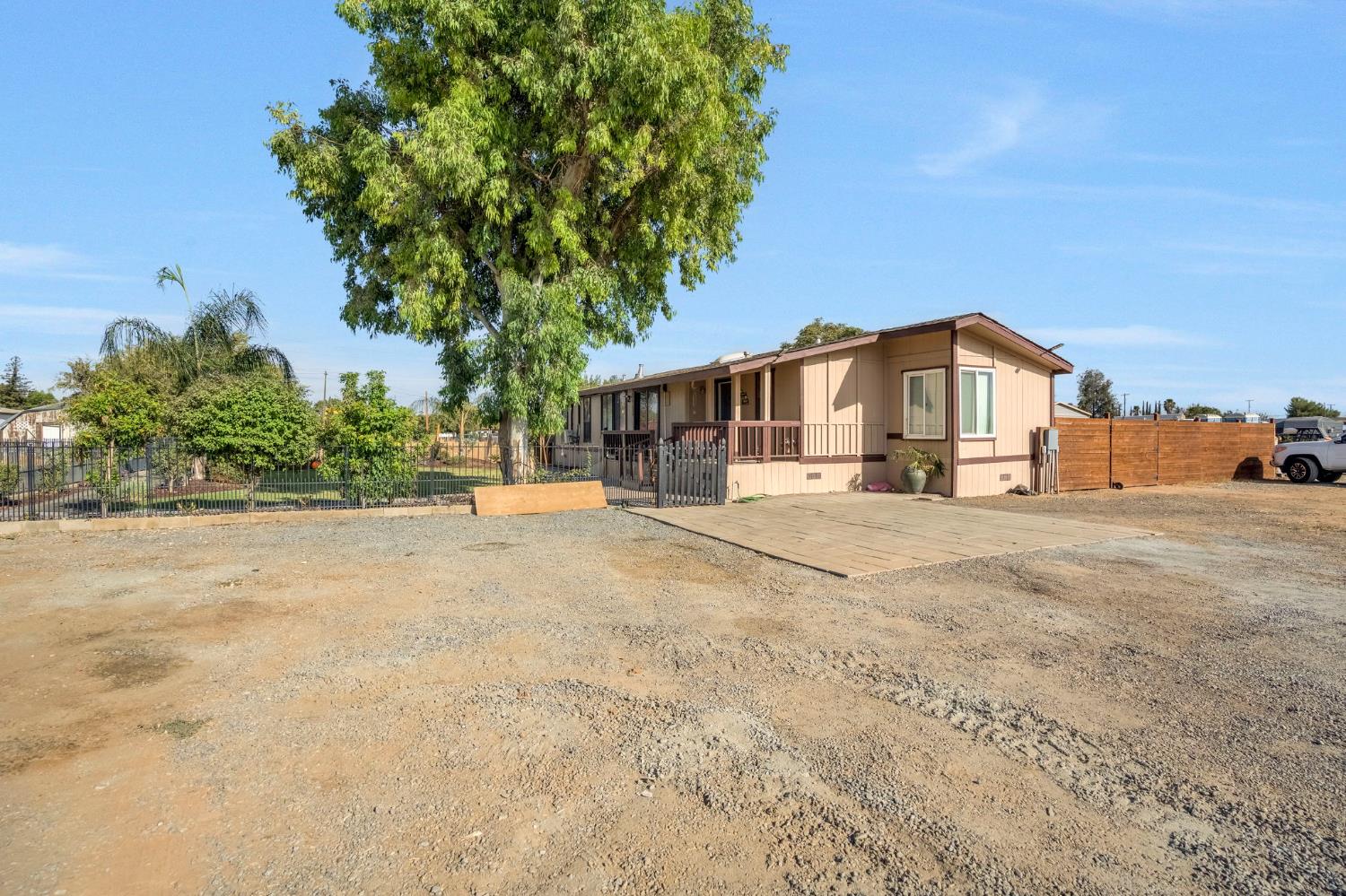 27848 Ellis St, Madera, CA 93638