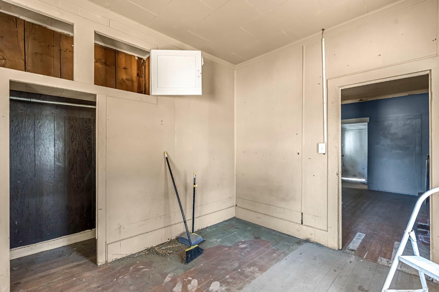 760 Sunnyside Ave, Clovis, CA 93611