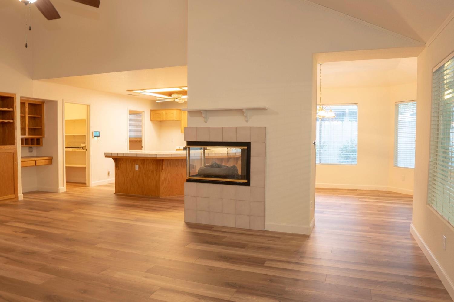 6152 N Gentry Ave, Fresno, CA 93711
