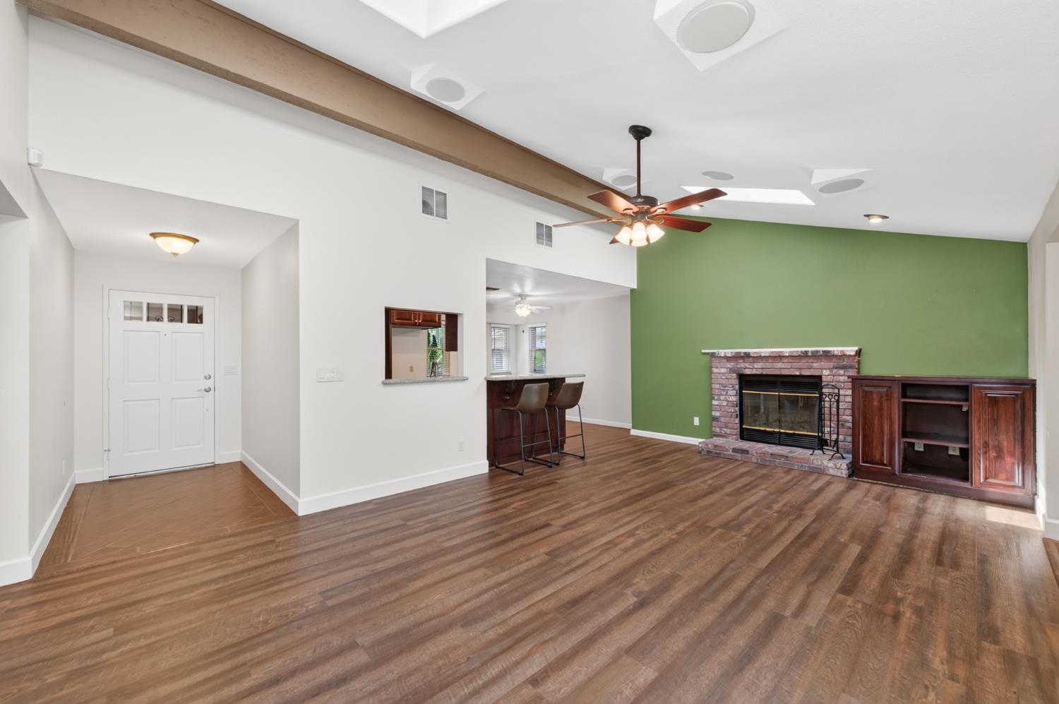 5148 W Los Altos Ave, Fresno, CA 93722