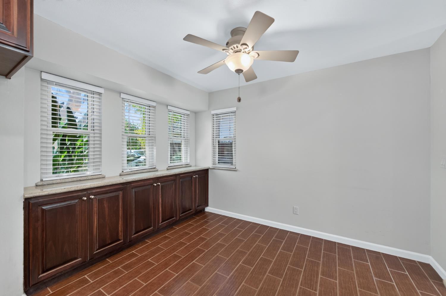 5148 W Los Altos Ave, Fresno, CA 93722