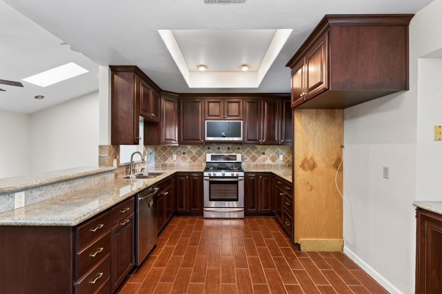 5148 W Los Altos Ave, Fresno, CA 93722