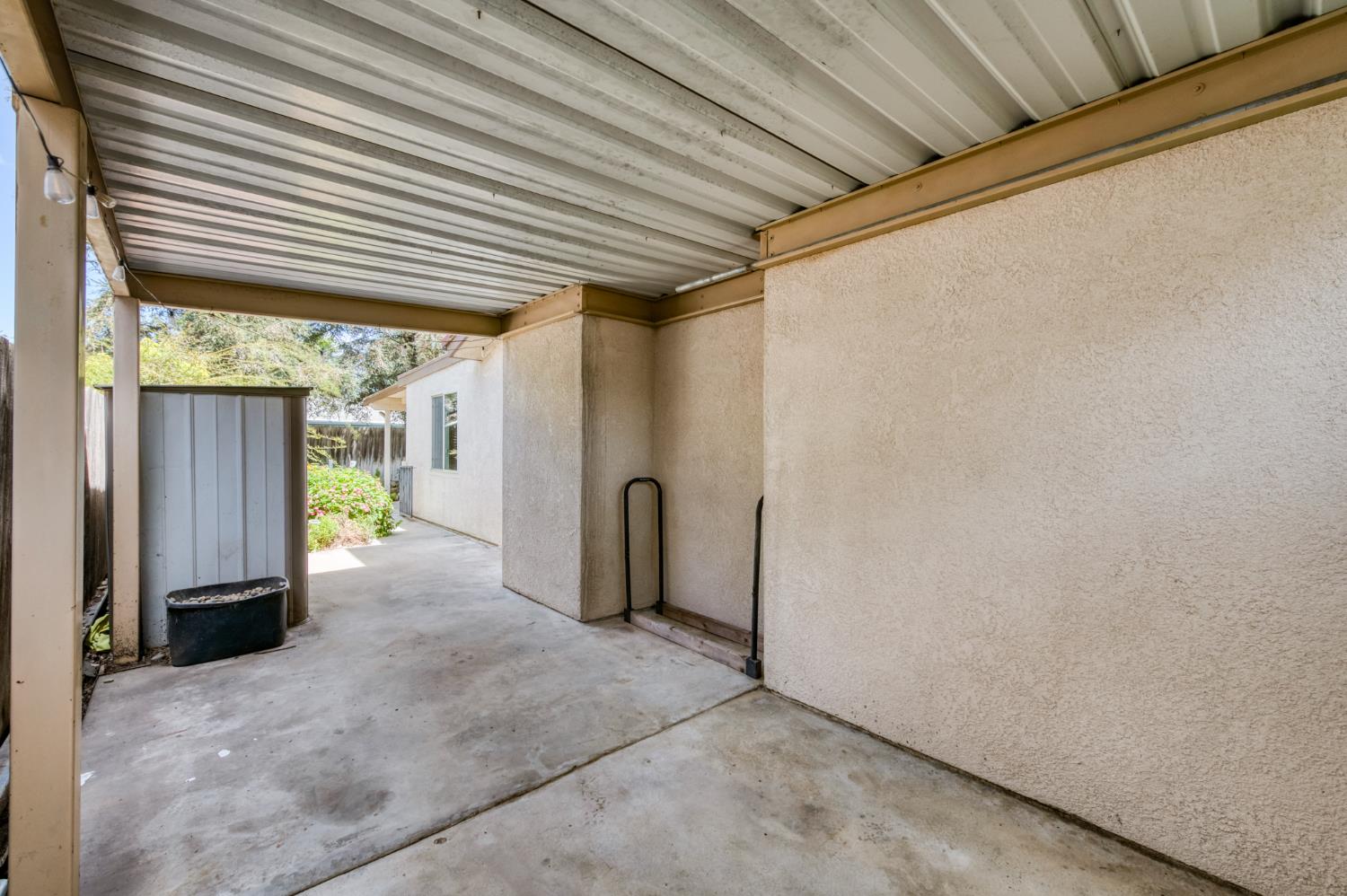 5148 W Los Altos Ave, Fresno, CA 93722