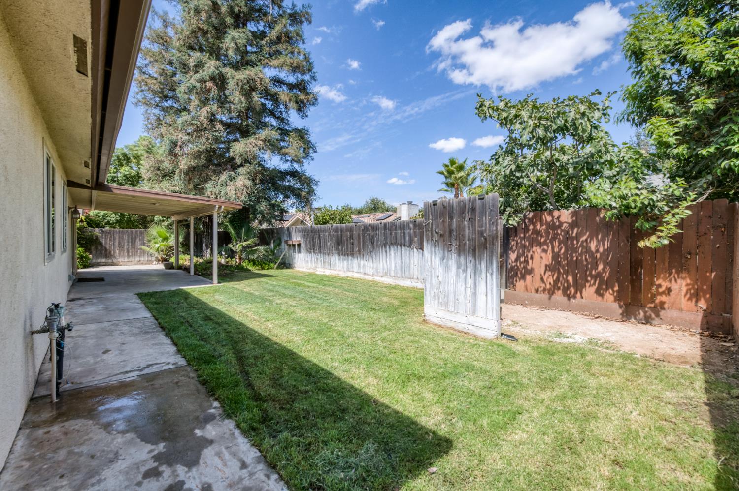 5148 W Los Altos Ave, Fresno, CA 93722