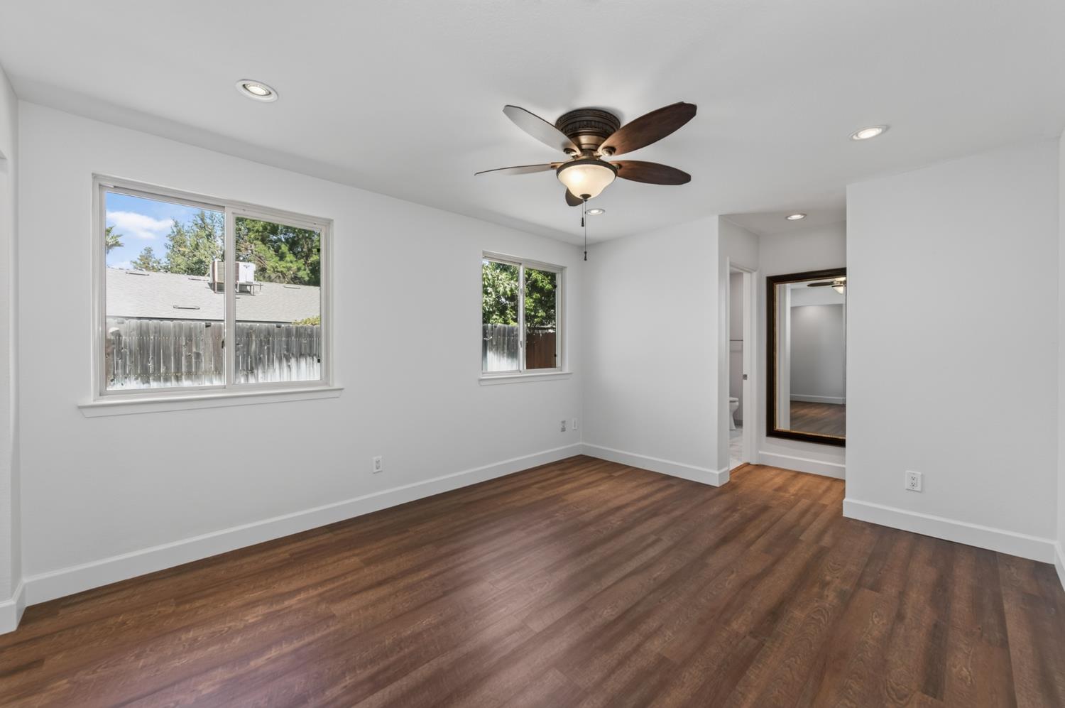 5148 W Los Altos Ave, Fresno, CA 93722